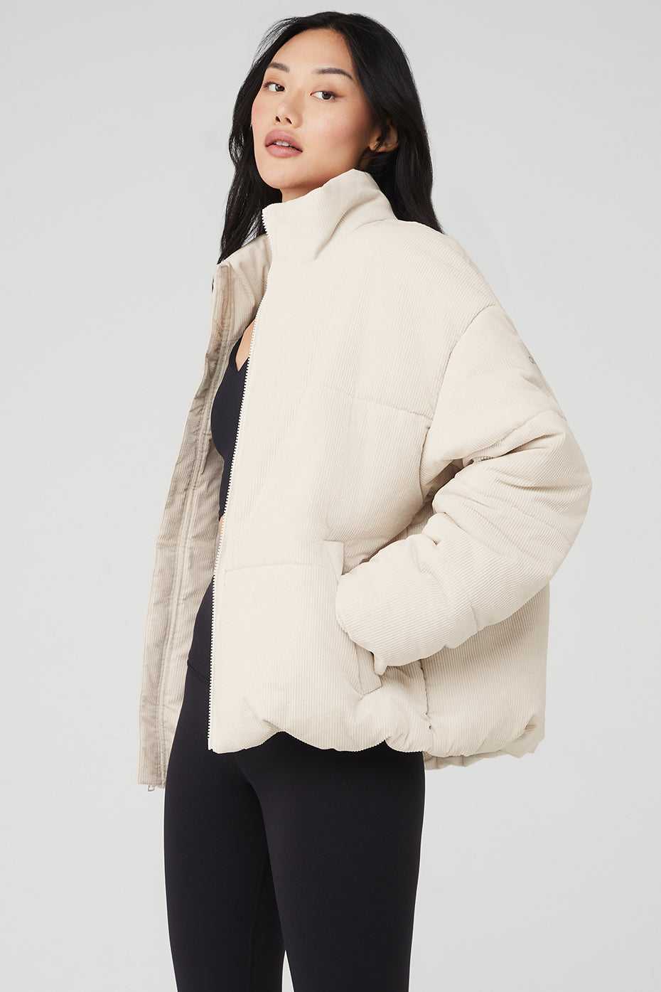 Manteaux Alo Yoga Corduroy Stage Puffer Beige Femme | FIE-62945808