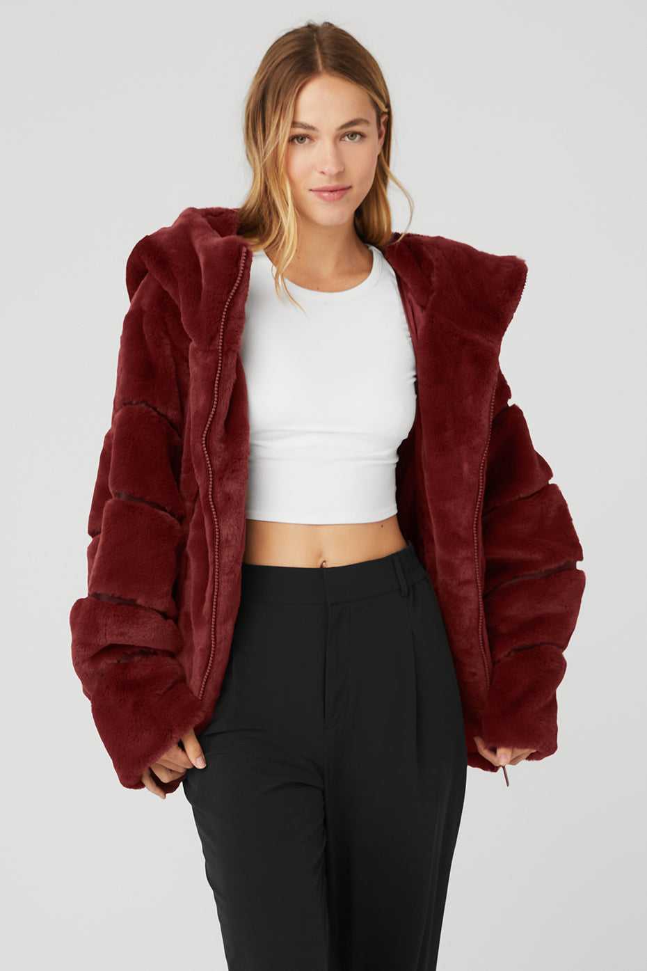 Vestes Alo Yoga Knock Out Faux Fur Cranberry Femme | ZBL-55043087